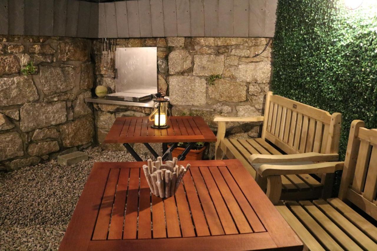 Large Cottage, 3 Beds All En-Suite, Small Village Location Overlooking Mousehole Penzance Exterior photo